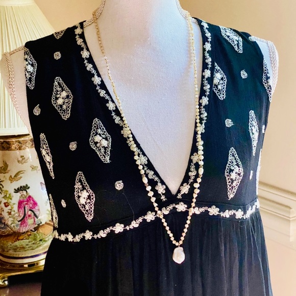 πΊπHPππΊ NWOT Free People Diamond Embroidered Top - Picture 7 of 16